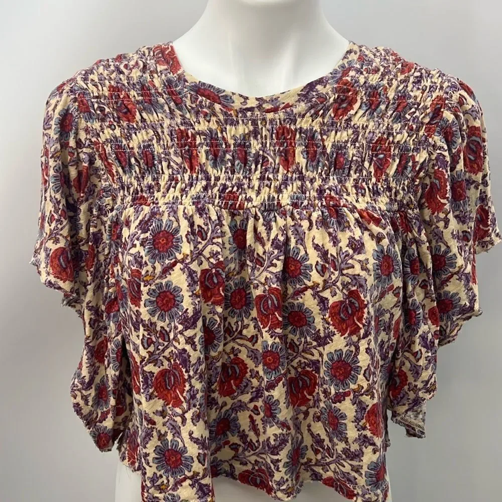 Free People small floral boho flutter sleeve linen cotton cropped top